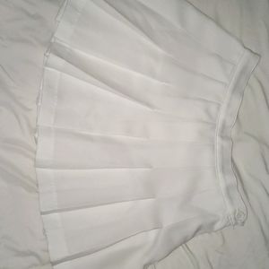 American Apparel White Mini Pleated Skirt